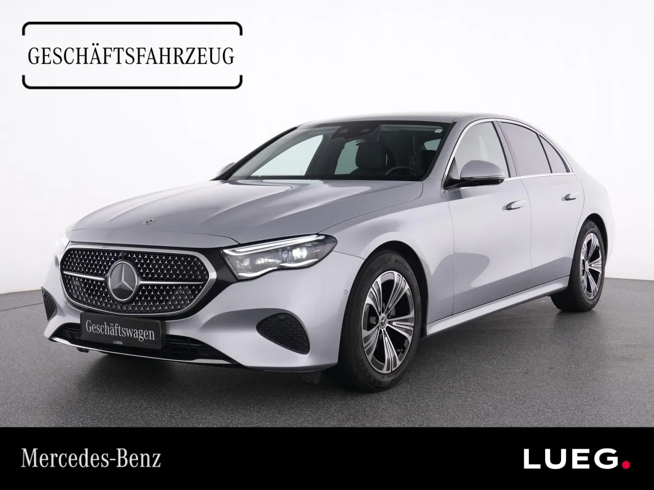 Mercedes-Benz E 220 d 4M AVANTGARDE+AHK+FAHRASS+DIG.LIGHT+360° - 197 PS