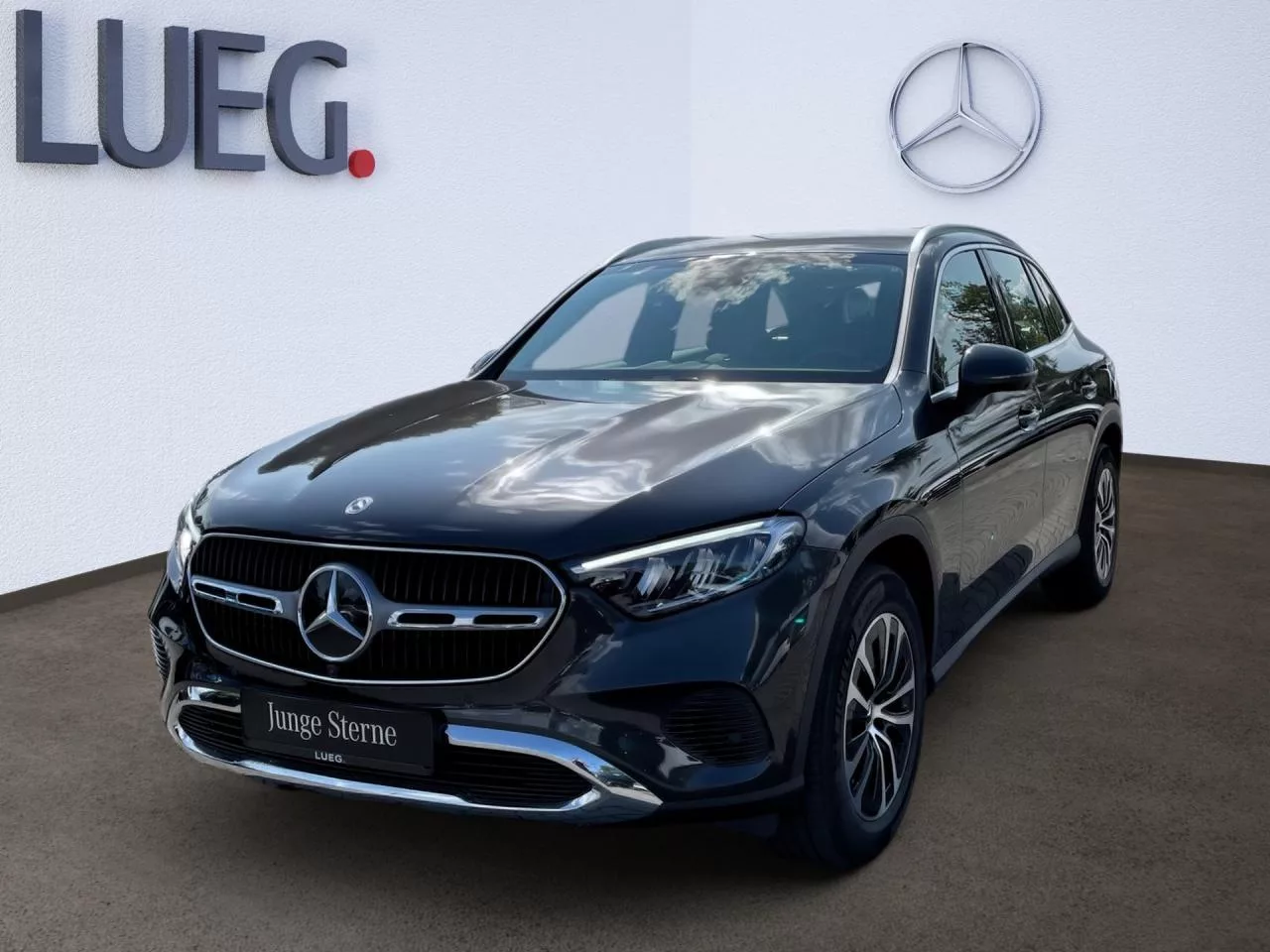 Mercedes-Benz GLC 200 4MATIC AVANTGARDE-ADVANCED+AHK+360°+LED - 204 PS