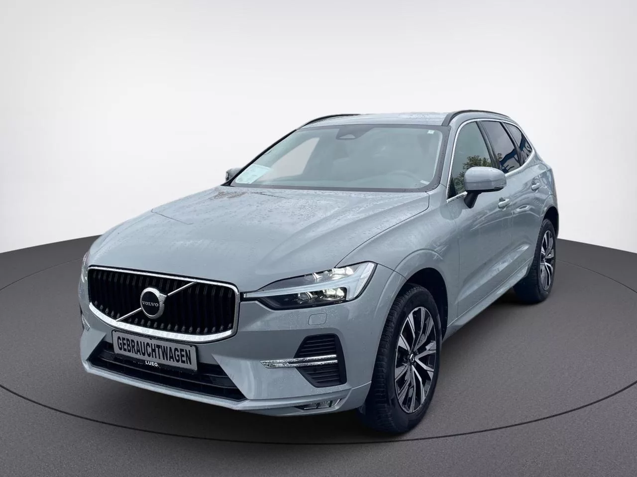 VOLVO XC 60 B4 2WD Core DISTRONIC+DRIVER+LED+WINTERP - 197 PS