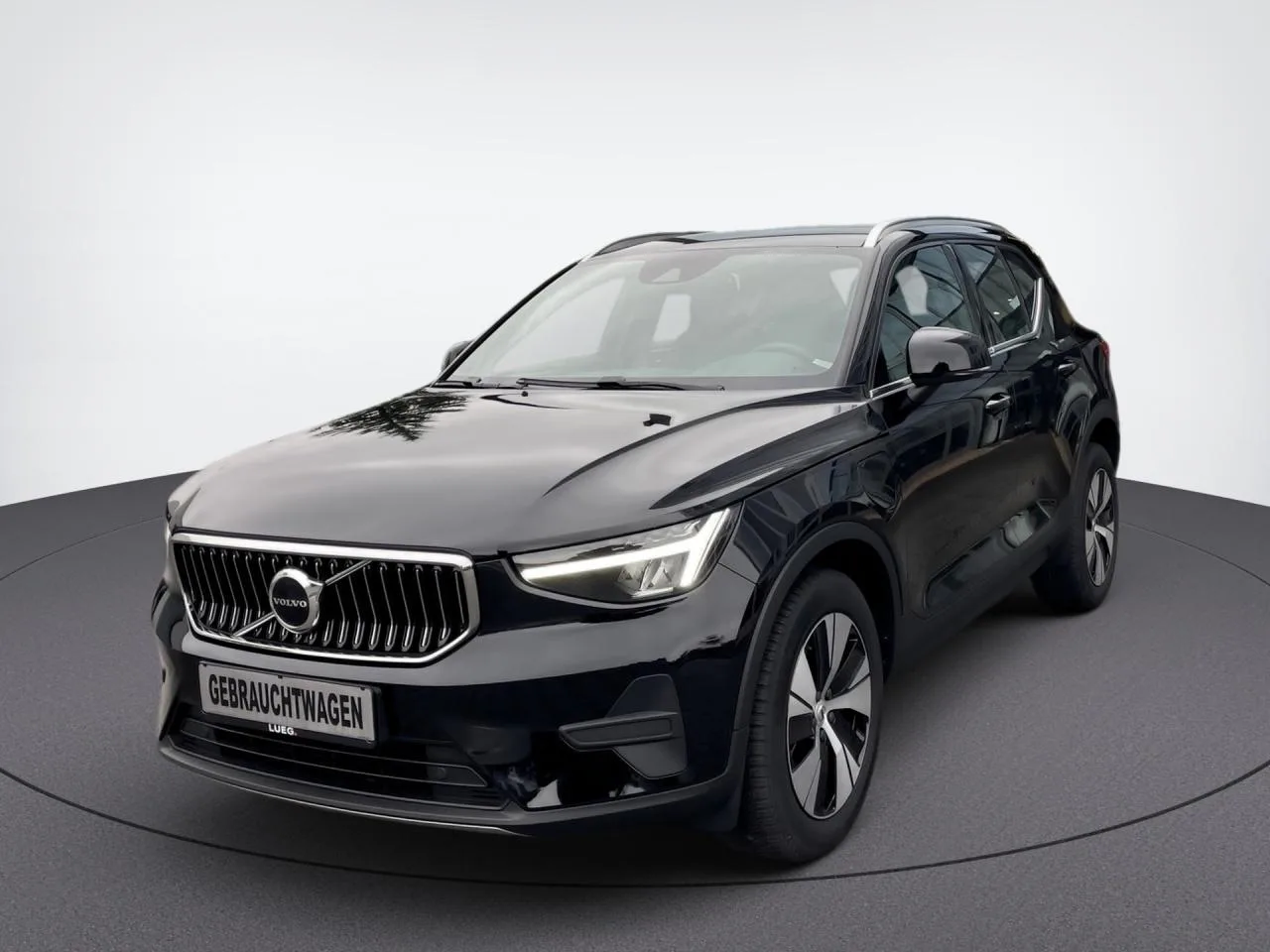 VOLVO XC 40 T5 2WD Core Plug-In FAHRASSISTENZ+KAMERA - 180 PS