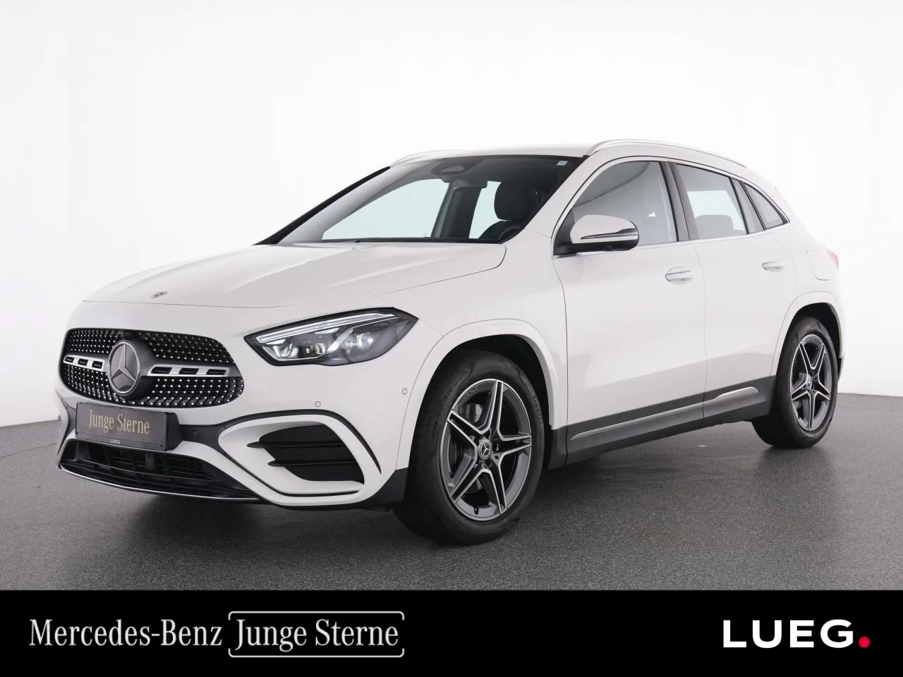 Mercedes-Benz GLA 180 AMG AMG+AHK+MBeam+KeyGo+360°+Totw+EHeck+ - 136 PS