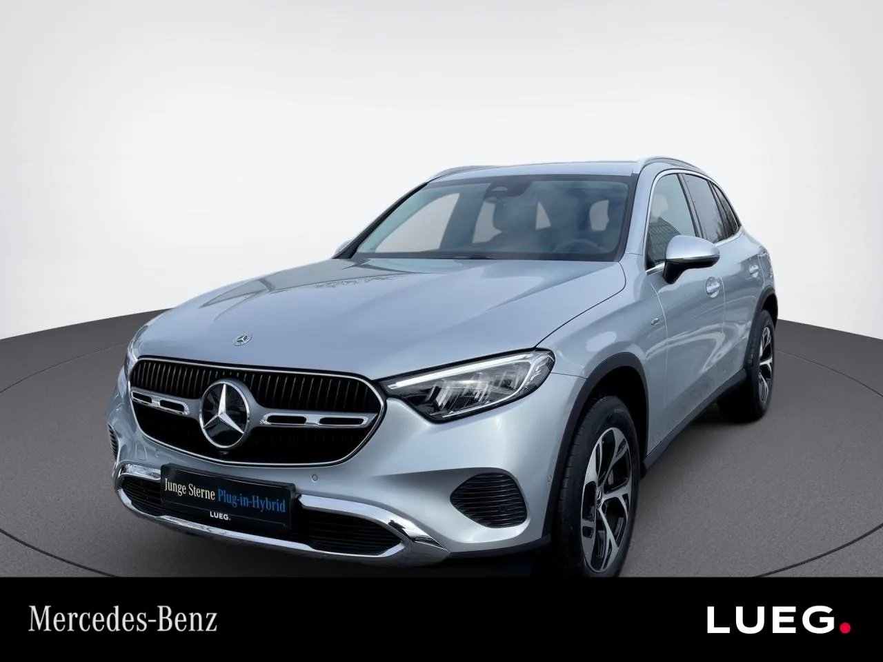Mercedes-Benz GLC 300 e 4 M Perf SpurW 4xSHZ AHK AUT Kam. LED - 204 PS