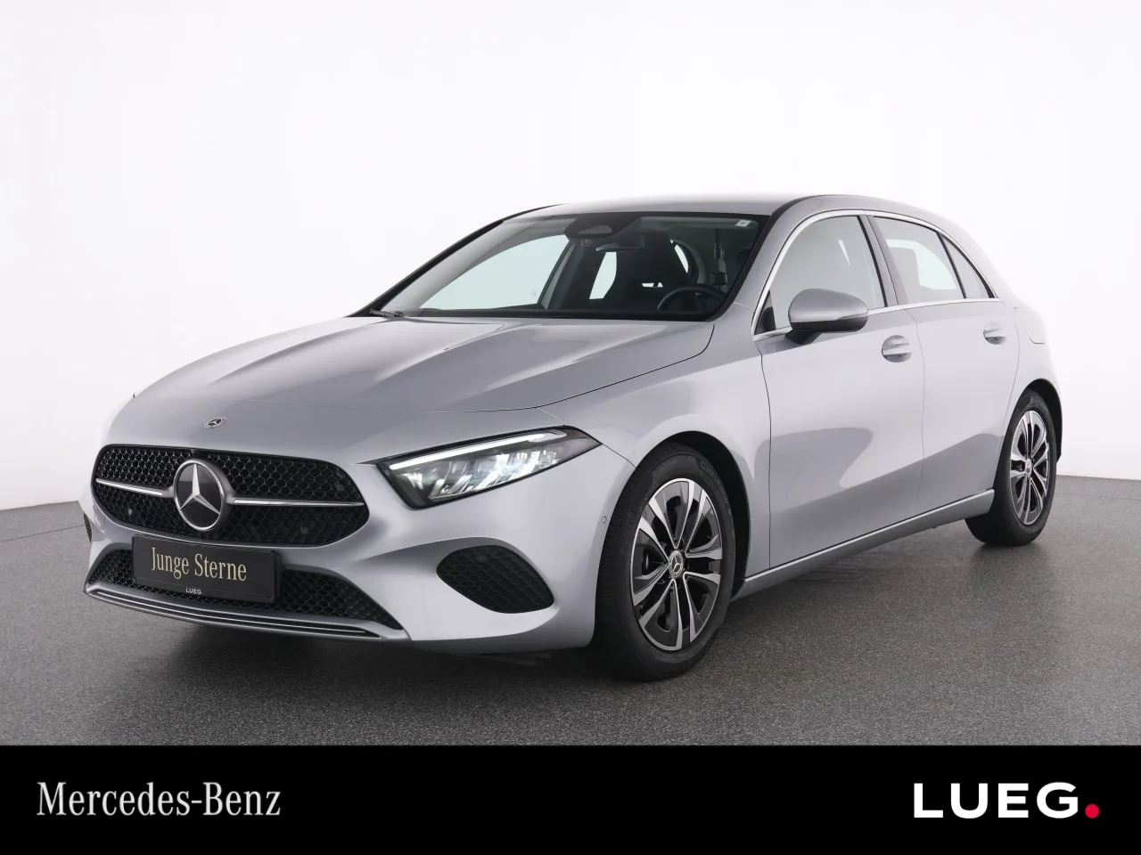 Mercedes-Benz A 180 Progressive+NavPrem+LED-HP+AHK+ParkAss+RFK - 136 PS