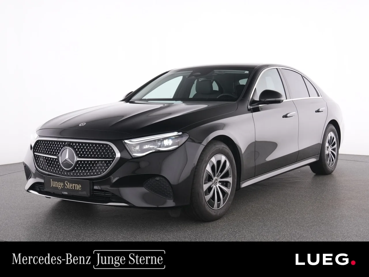 Mercedes-Benz E 220 d Avantgarde+MBUX+DLight+Keyl+Amb+SHZ+360° - 197 PS