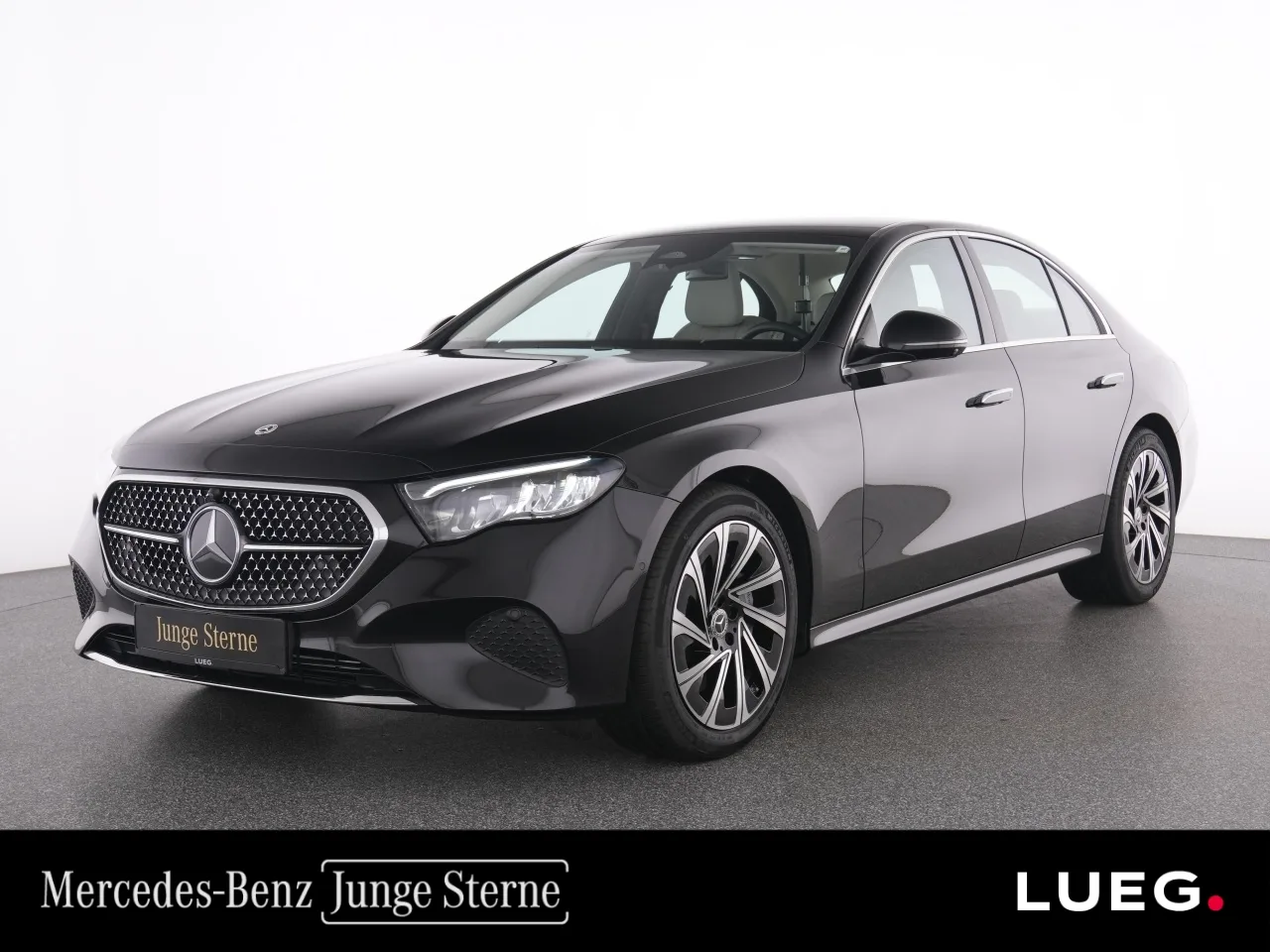 Mercedes-Benz E 200 4M Avantgarde+LED+360°+Totw+Leder+PTS+DAB+ - 204 PS