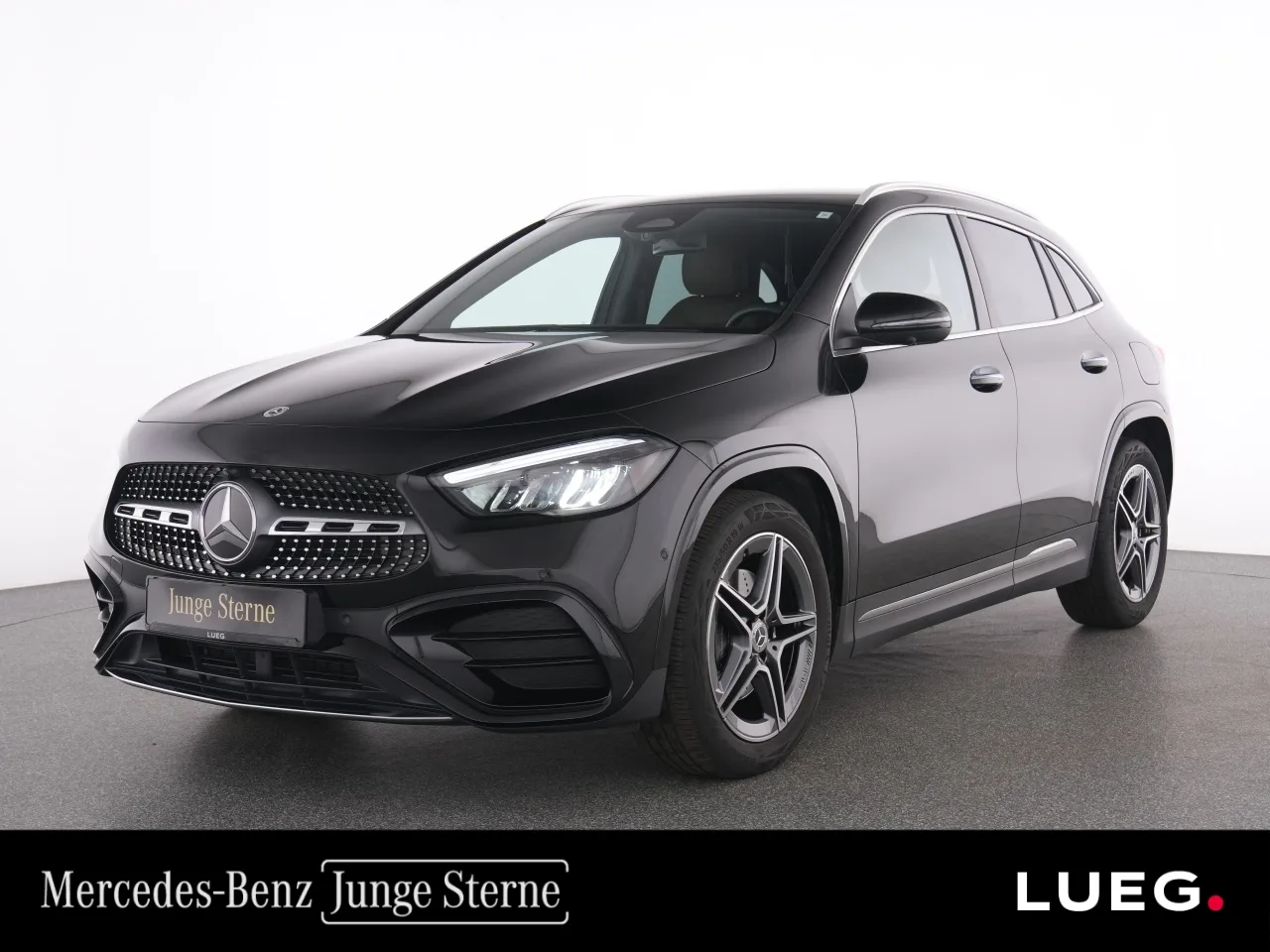 Mercedes-Benz GLA 180 AMG+NavPrem+LED-HP+KeylGo+EHeck+Amb+360° - 136 PS