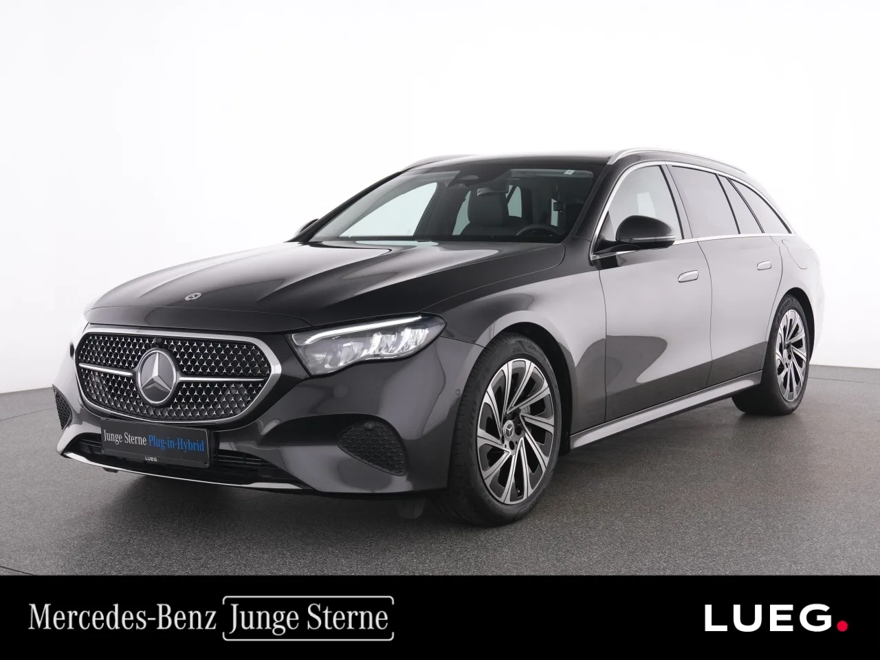 Mercedes-Benz E 300 e T Avantgarde+MBUX+LED+Pano+AHK+KeylG+RFK - 204 PS