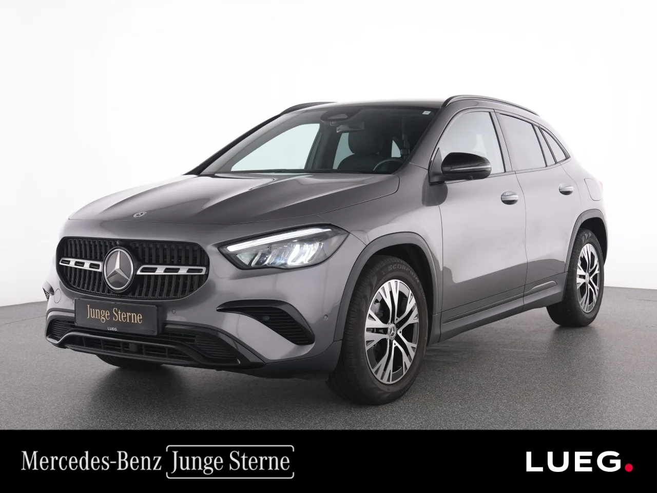 Mercedes-Benz GLA 180 Progressive+Distr+LED+Totw+Key+Night+360 - 136 PS