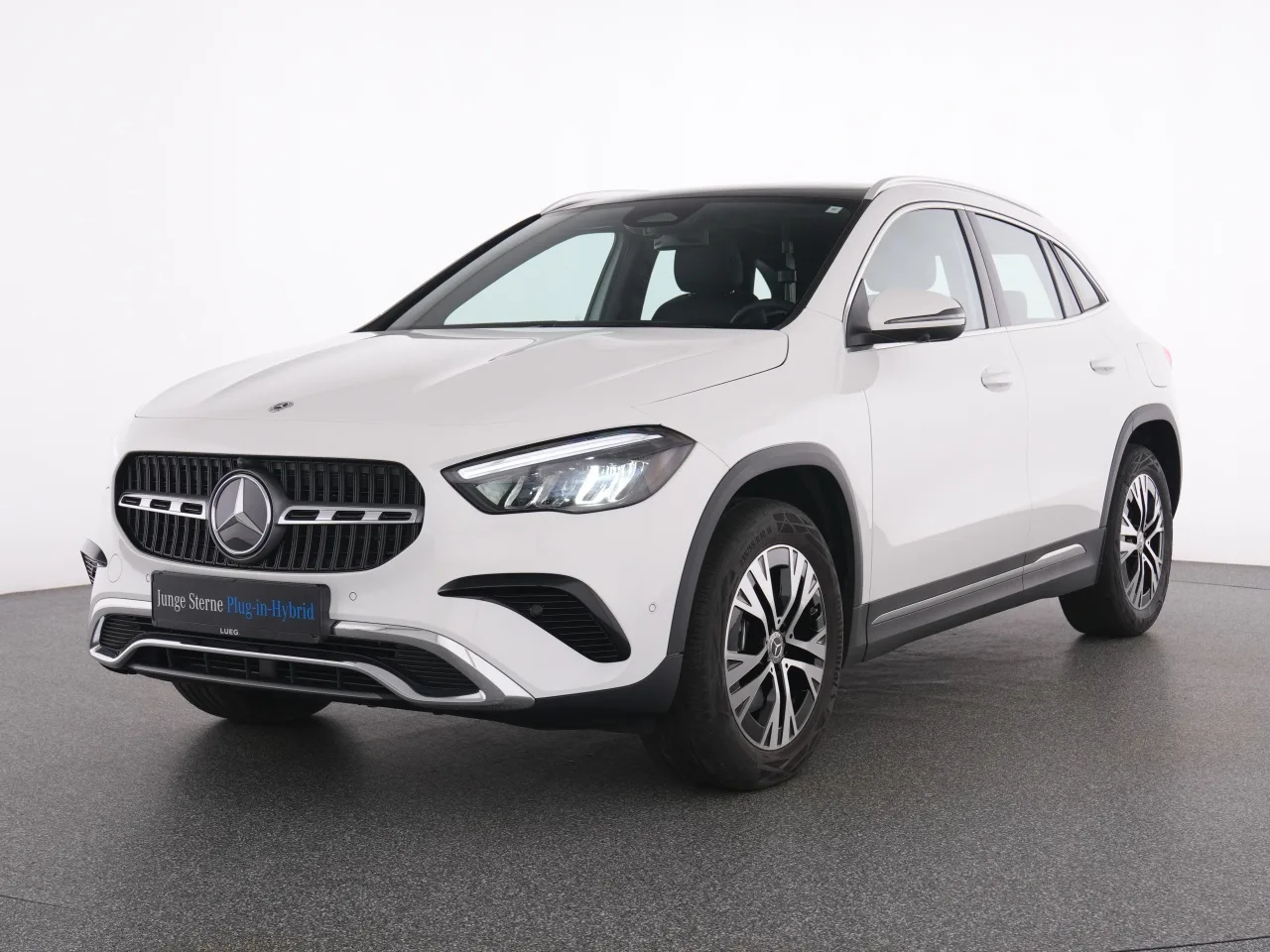 Mercedes-Benz GLA 250 e Progressive+AHK+Pano+LED+360+Tot+EHeck - 163 PS