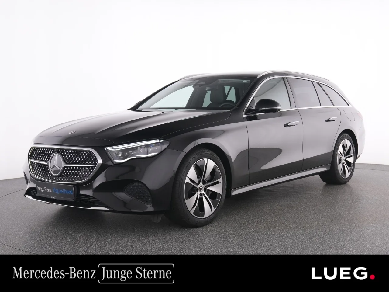 Mercedes-Benz E 300 T de Avantgarde+DLight+AHK+360+KeyGo+Mem+ - 197 PS