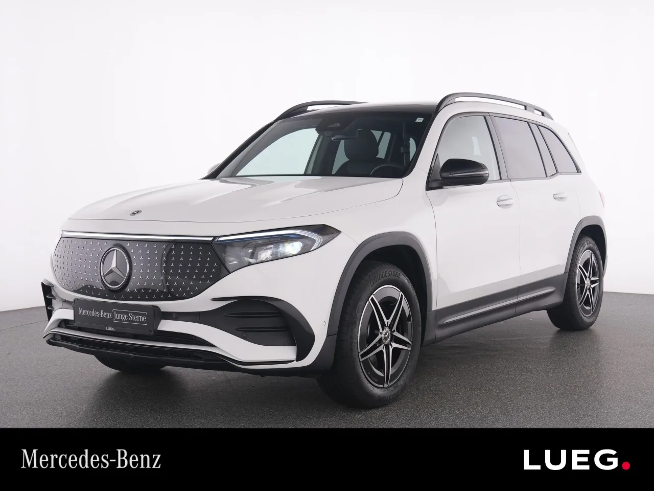 Mercedes-Benz EQB 300 4M AMG+MBUX+Pano+AHK+LED+Night+KeylG+RFK - 228 PS