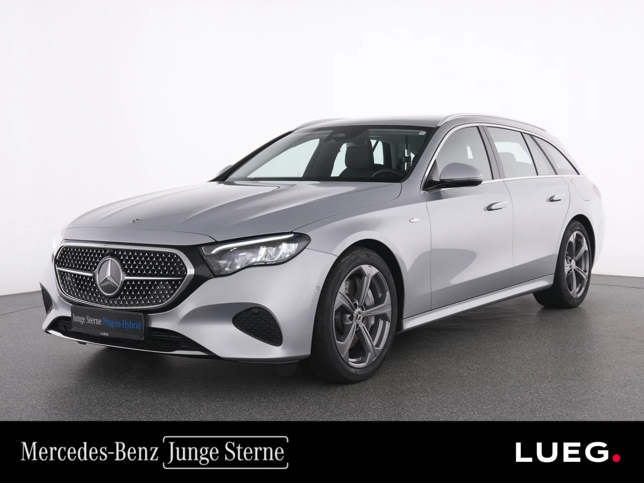 Mercedes-Benz E 300 T de Avantgarde+MBUX+LED+AHK+Keyl+Amb+RFK+ - 197 PS