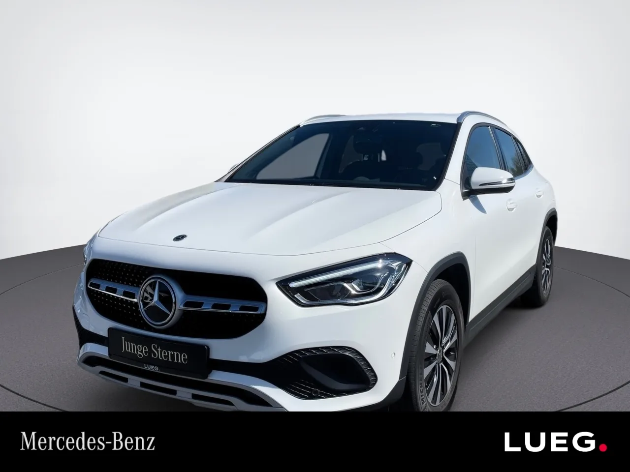 Mercedes-Benz GLA 180 STYLE+LED+EL HECKKL+RÜCKFKAM+NAVI - 136 PS