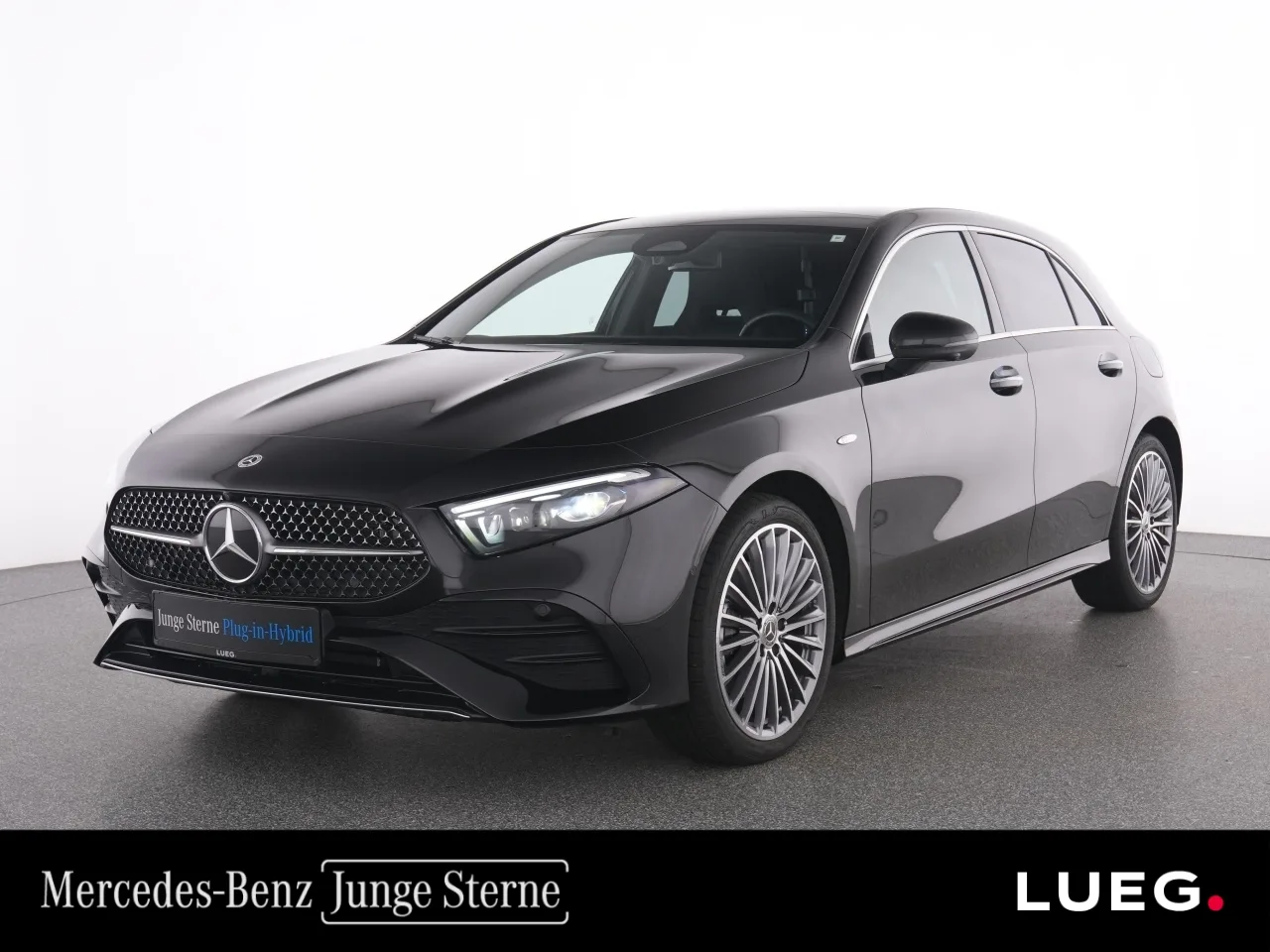 Mercedes-Benz A 250e AMG+NavPrm+Pano+MBeam+AHK+19+Mem+HUD+360 - 163 PS