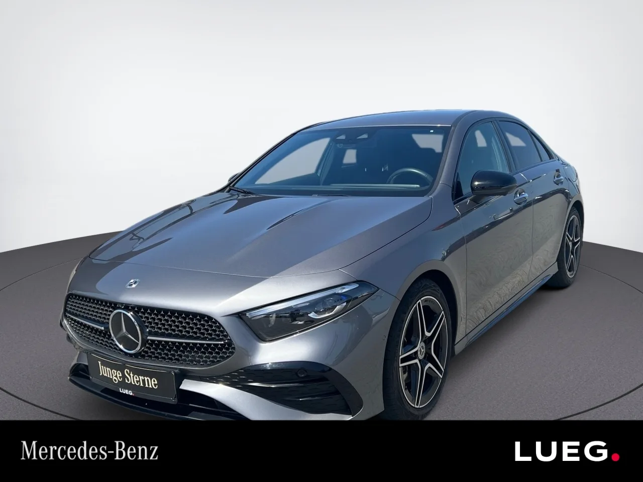 Mercedes-Benz A 200 AMG+NIGHT+MULTIB+360+LENKRHZ+AUGMENTED - 163 PS