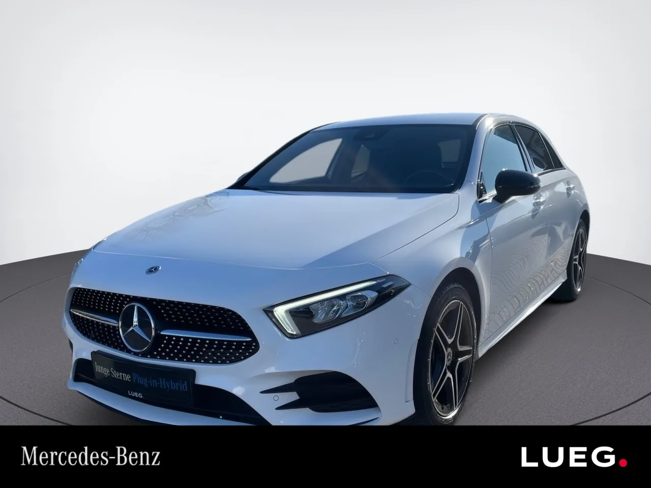 Mercedes-Benz A 250 e Kompakt Airpanel Distronic Night Perf LM - 160 PS