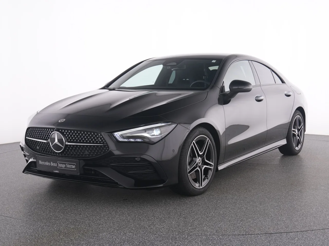 Mercedes-Benz CLA 200 AMG+MBUX+LED-HP+Night+KeylGo+Amb+SHZ+RFK - 163 PS