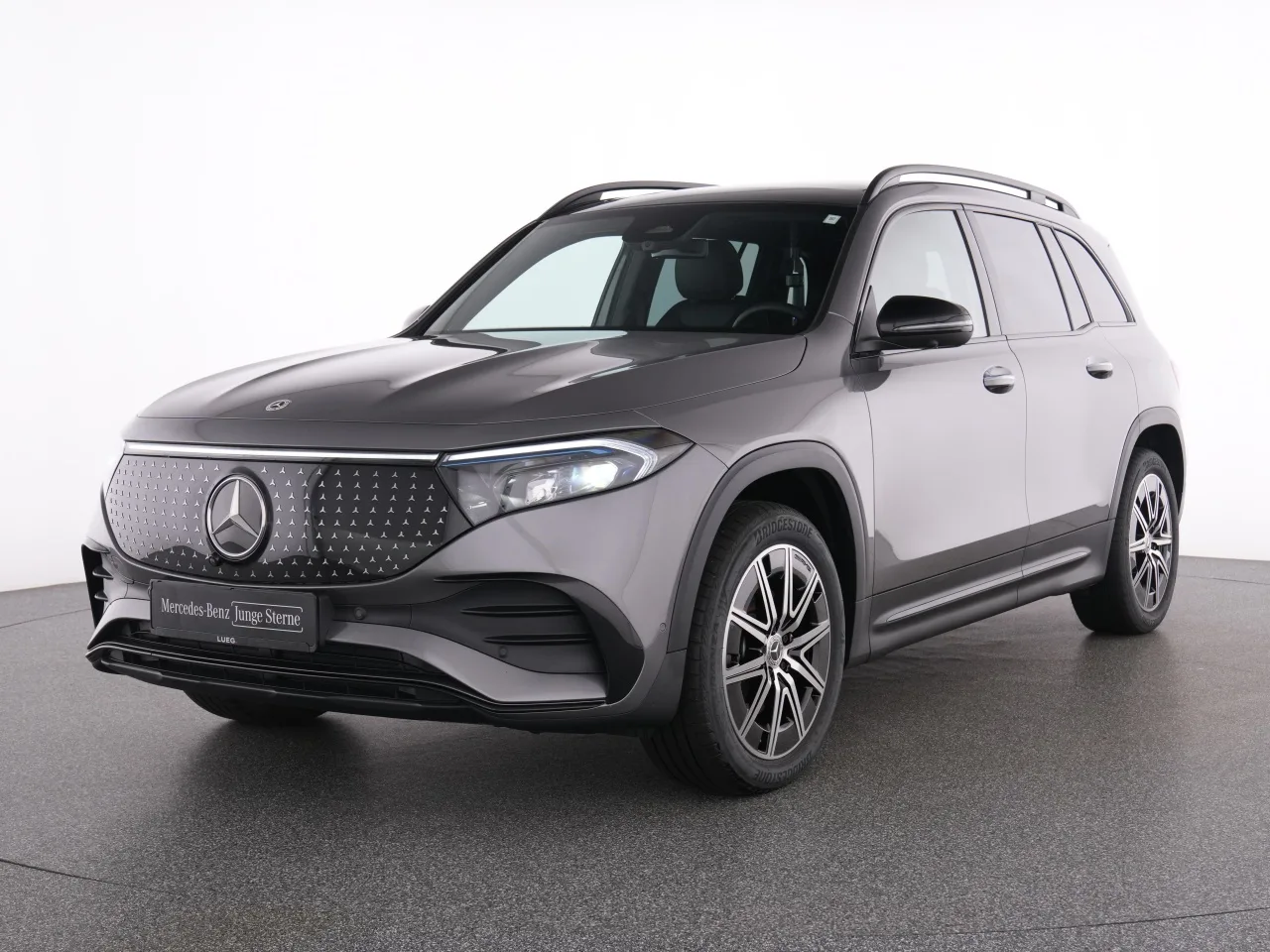 Mercedes-Benz EQB 250+ AMG+Pano+Burm+LED+AHK+Mem+KeyG+HUD+360° - 190 PS