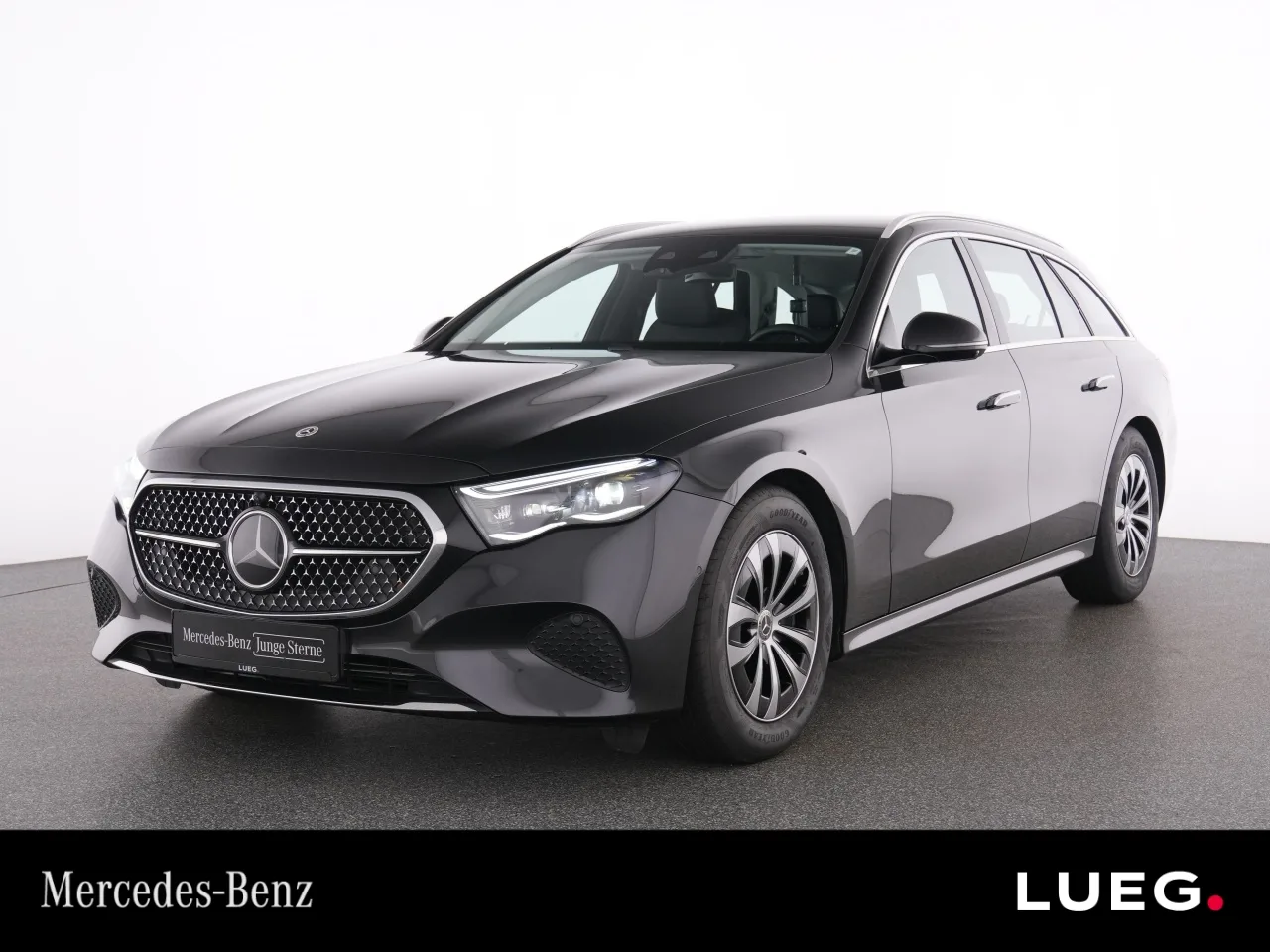 Mercedes-Benz E 220 d T Avantgarde+AHK+DLight+360+Dist+Standhz - 197 PS