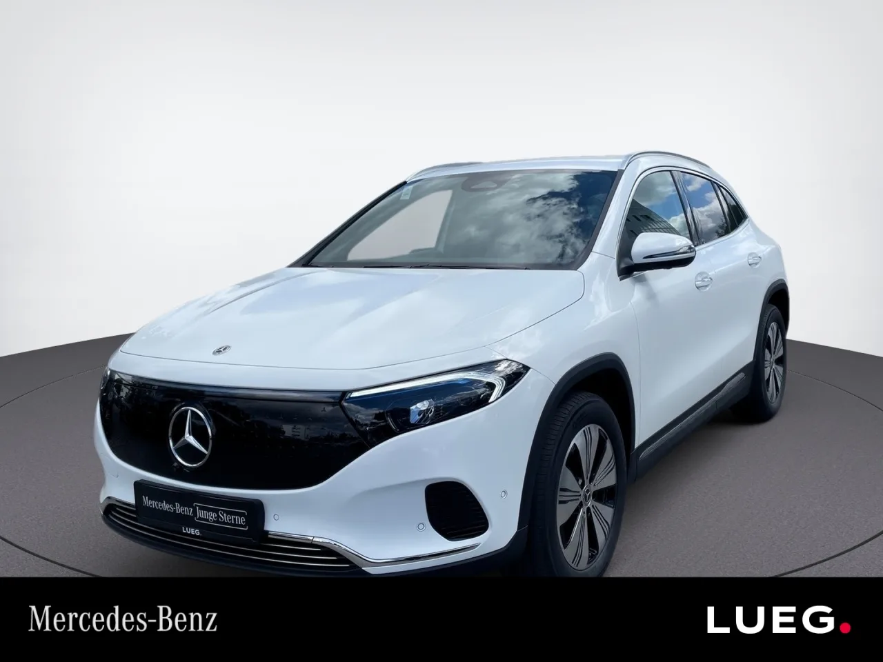 Mercedes-Benz EQA 300 4MATIC PROGRESSIVE+DISTR+360+LENKRHZ+LED - 177 PS