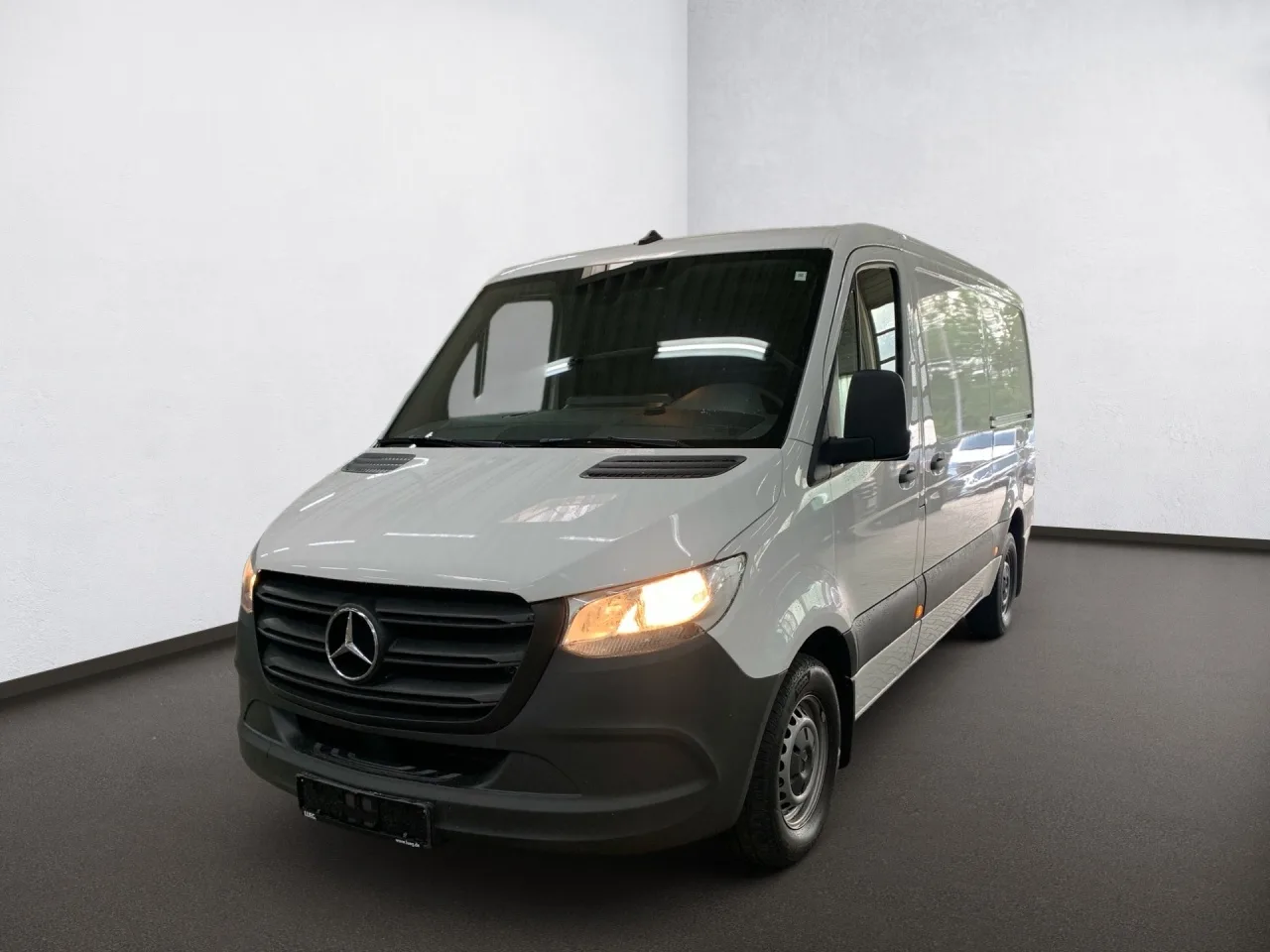Mercedes-Benz Sprinter 317 CDI Ka Standard +Sthz+RFK+Autom+ - 170 PS