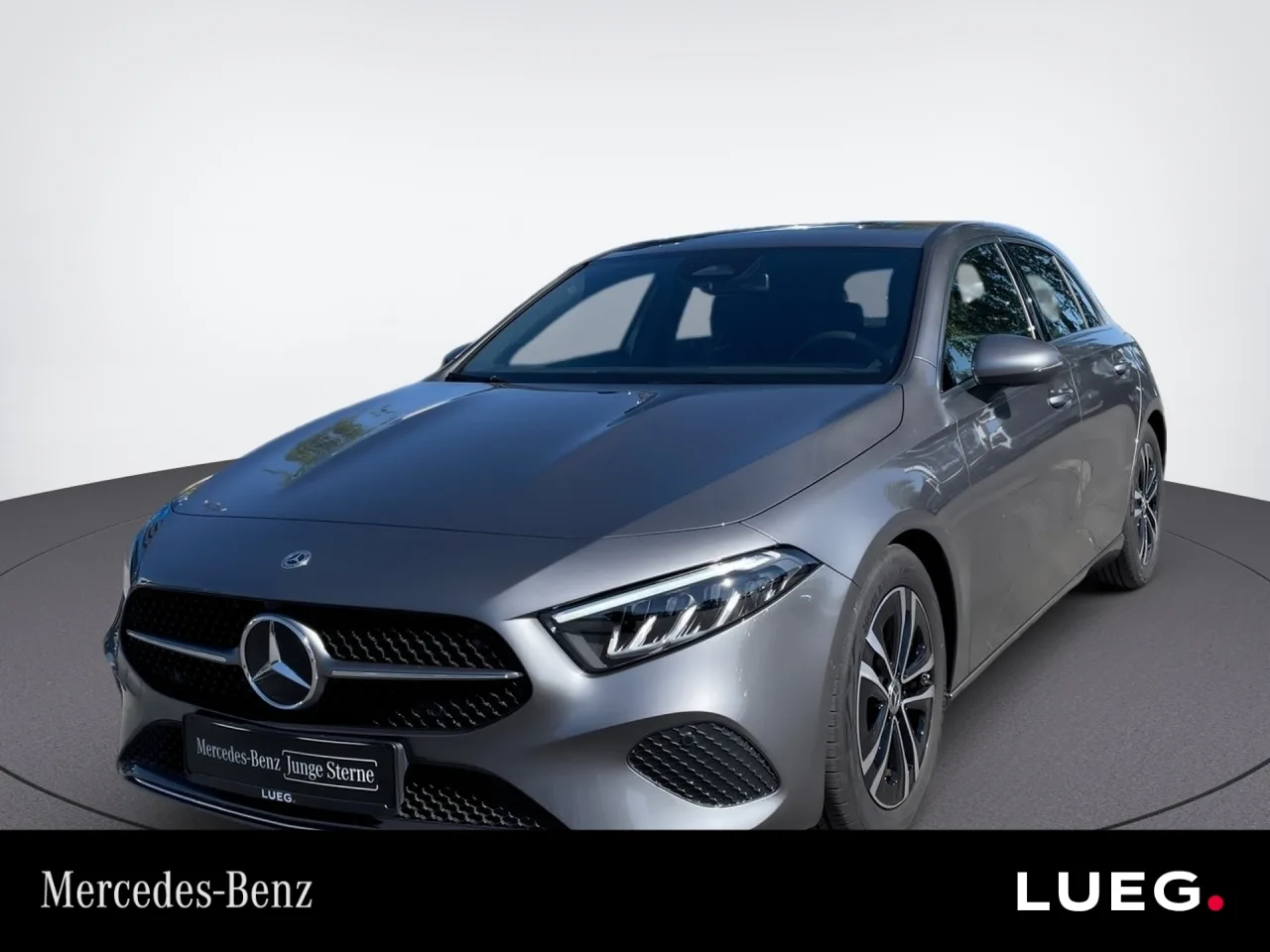 Mercedes-Benz A 180 Kompaktlimousine Airpanel Carbon Distronic - 136 PS