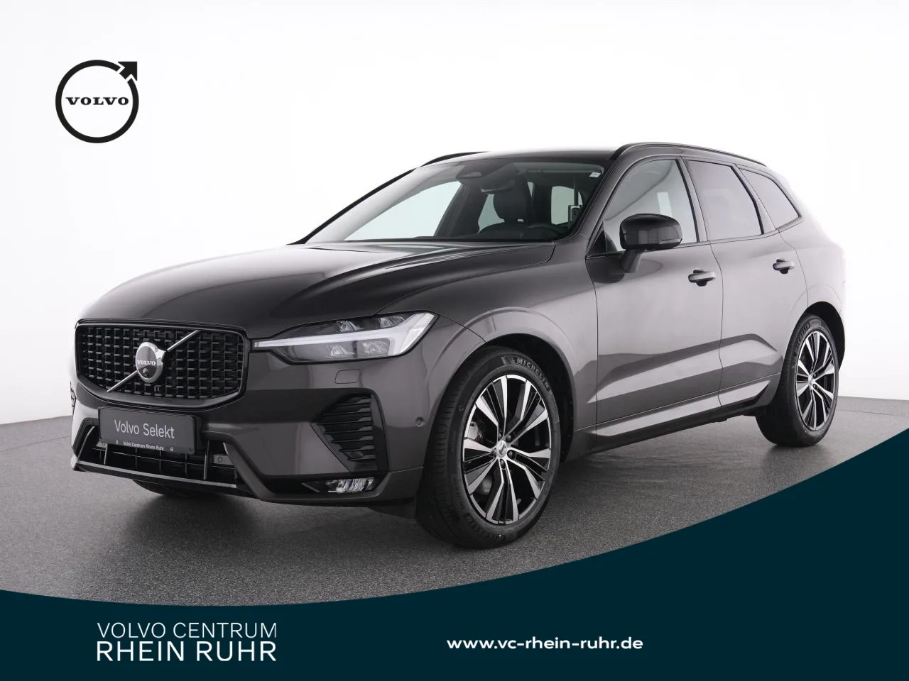 VOLVO XC60 B5 AWD   Plus Dark+WINTERPAK+360°+ACC+BLIS - 249 PS