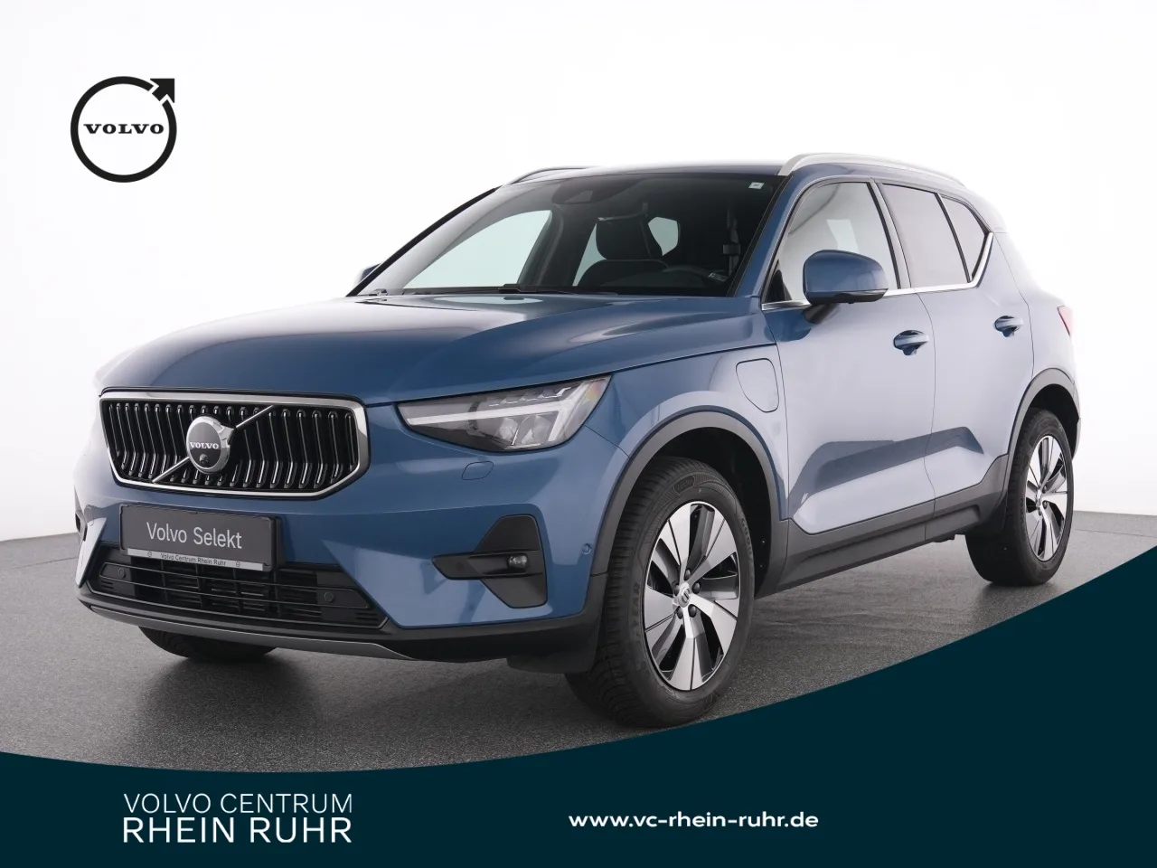 VOLVO XC40 T4 Recharge PLUS BRIGHT FAP+LICHTPAK+360°+ - 211 PS