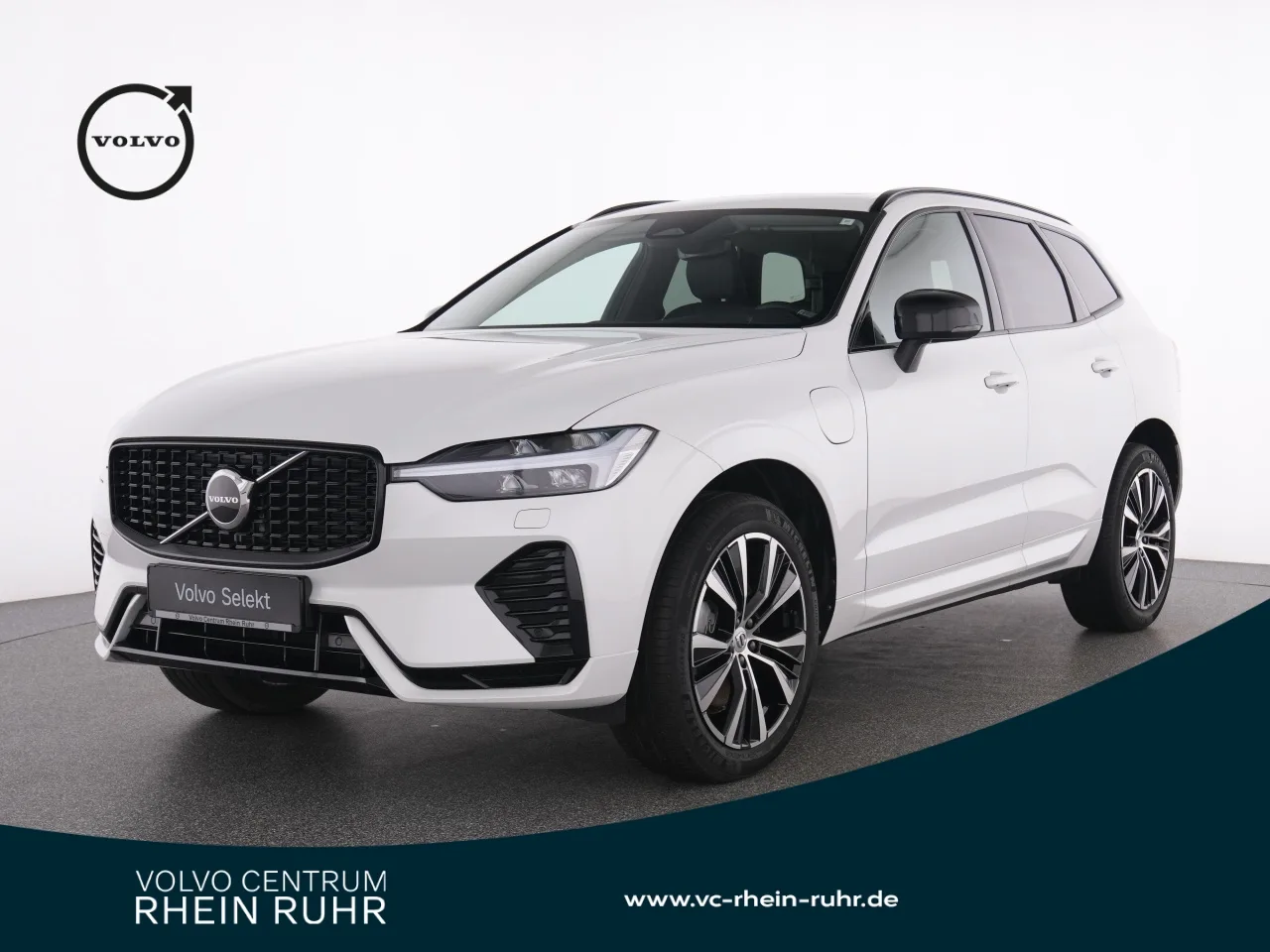 VOLVO XC60 T6 Recharge Plus Dark STNDHZ+AHK+ACC - 350 PS