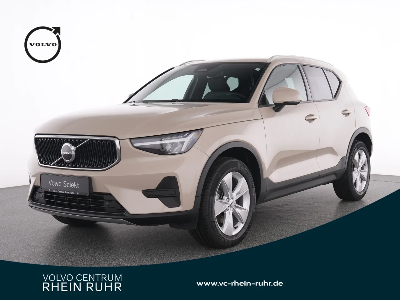 VOLVO XC40 B3  Core +WINTERPAK+DAB+LM18+TOTWINKL+LED+ - 163 PS