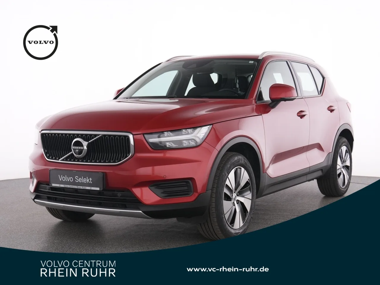 VOLVO XC40 T3 Momentum Pro+WINTERPAK+360°+MEMORY+LM18+ - 163 PS