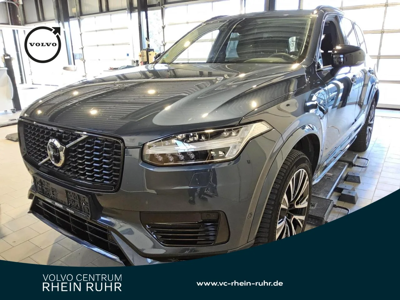 VOLVO XC90 T8 Recharge Plus Dark+360°+PANO+WINTERPAK+AHK+ - 456 PS
