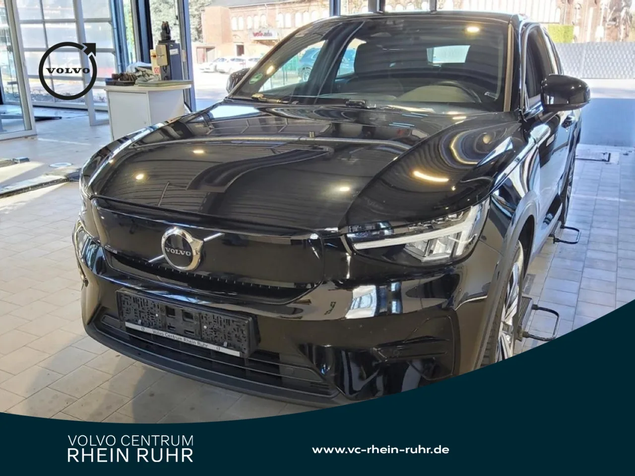 VOLVO C40 PURE ELECTRIC Core +WINTERPAK+PANO+DAB+LED+ - 231 PS