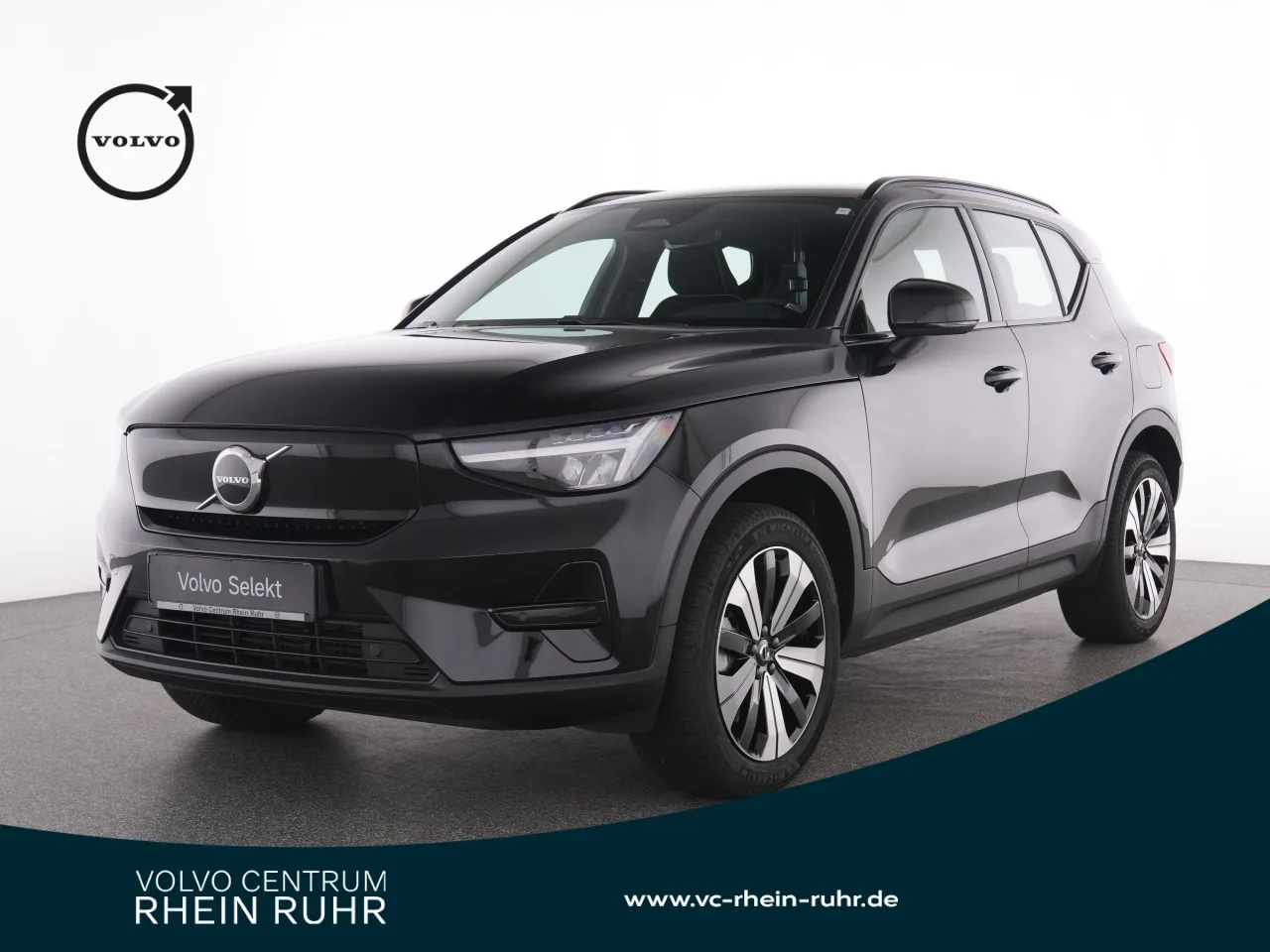VOLVO XC40 PURE ELECTRIC Plus+AHK+RFK+19+ACC+BLIS - 231 PS