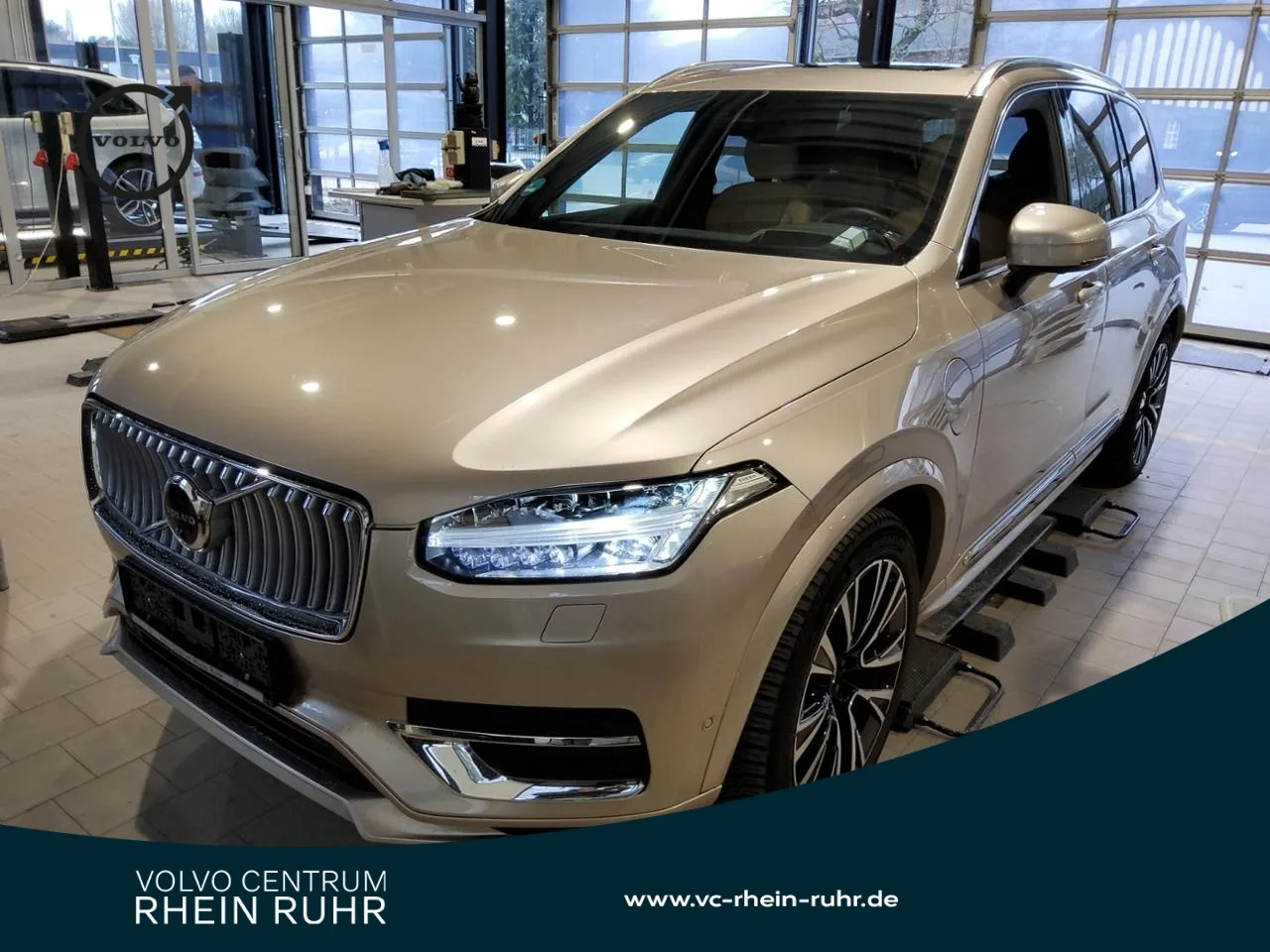 VOLVO XC90 T8 PLUG-IN AWD ULTIMATE BRIGHT MASSAGE+PANO - 309 PS