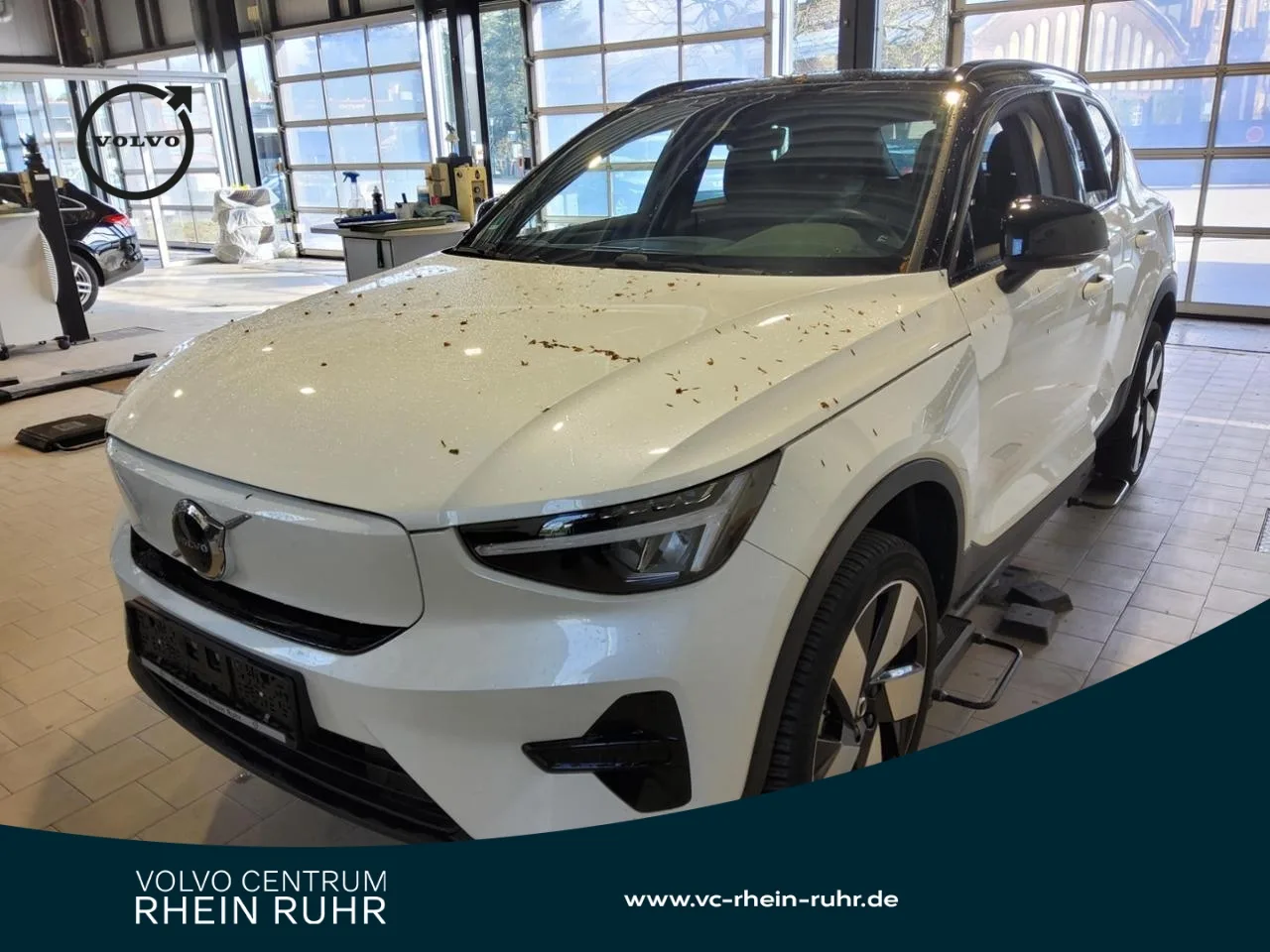 VOLVO XC40 PURE ELECTRIC PLUS LM20+MET+KAMERA+NAVI+LED - 231 PS