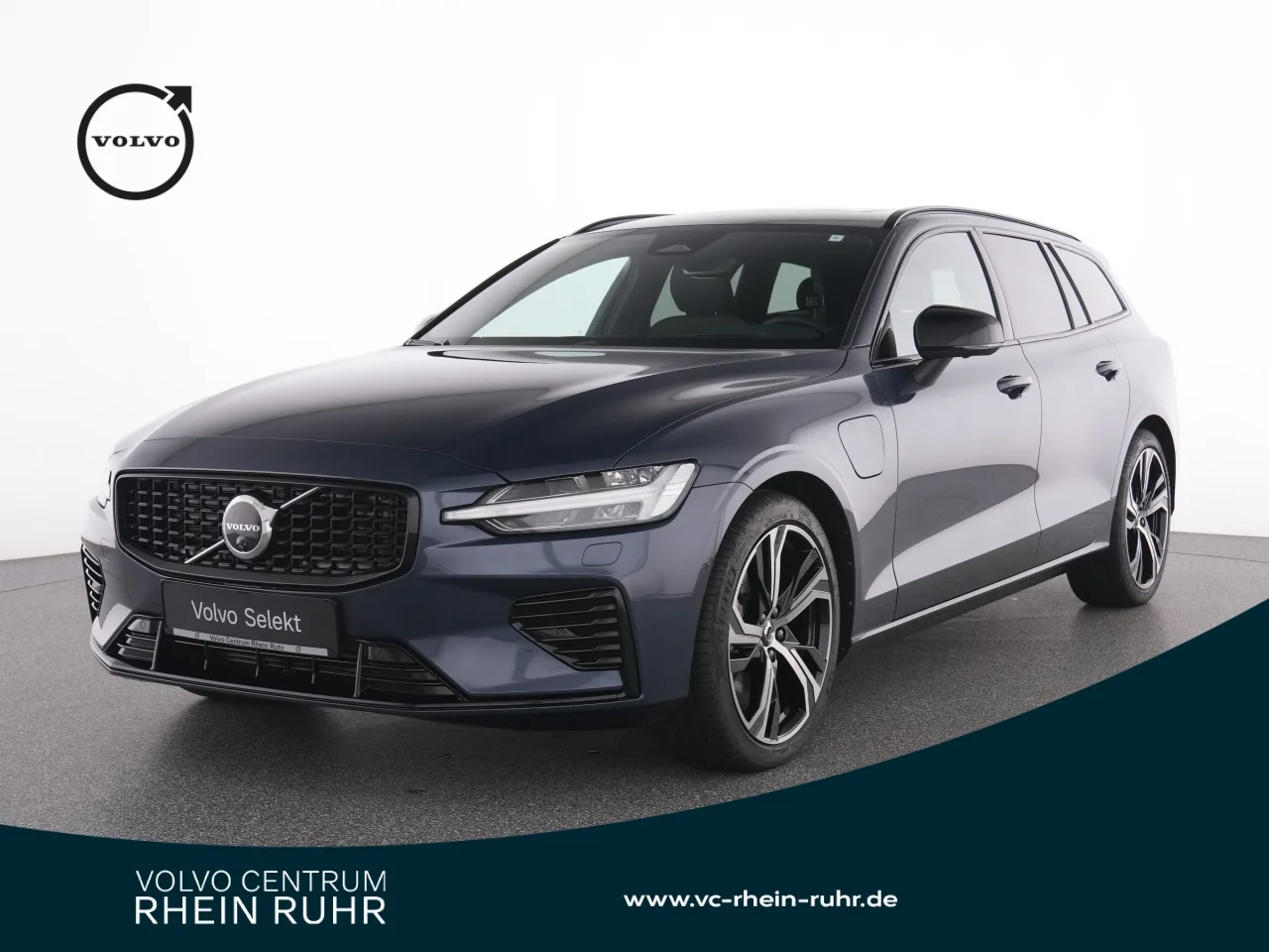 VOLVO V60 T6 Recharge Plus Dark+360°+PANO+LEDER+MEMORY - 350 PS