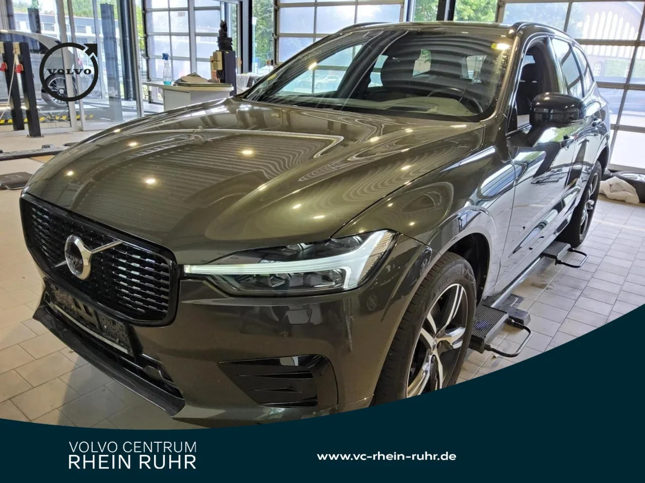 VOLVO XC60 B4 AWD R-Design+WINTERPAK+360°+MASSAGE - 197 PS