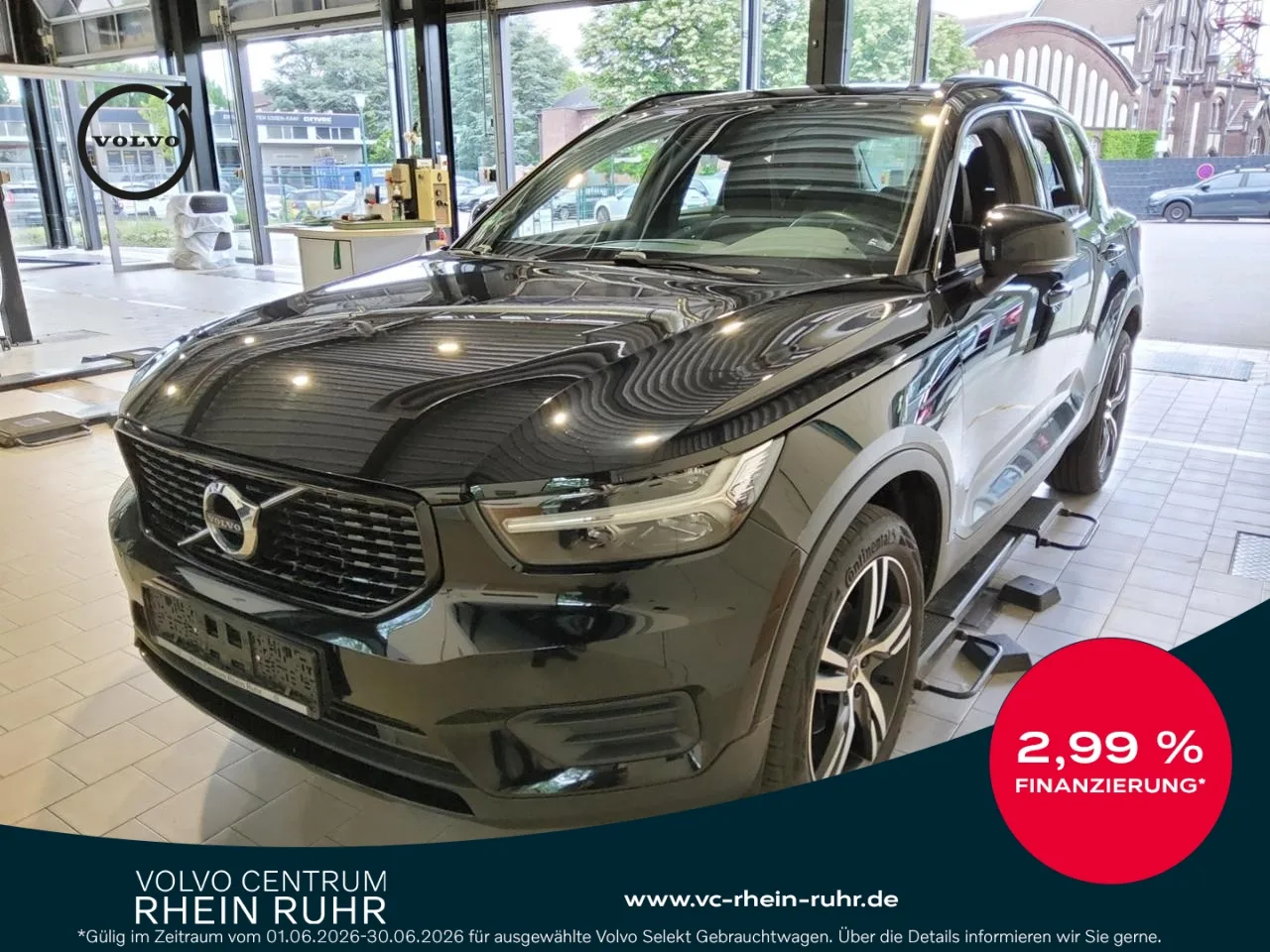 VOLVO XC40 T3  R-DESIGN AHK+LM19+KAMERA+STANDHZ+NAVI+ - 163 PS