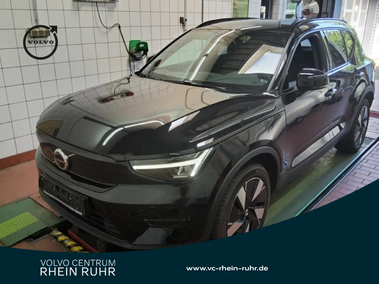 VOLVO XC40 PURE ELECTRIC RWD Core+RFK+DAB+LM19+ - 238 PS