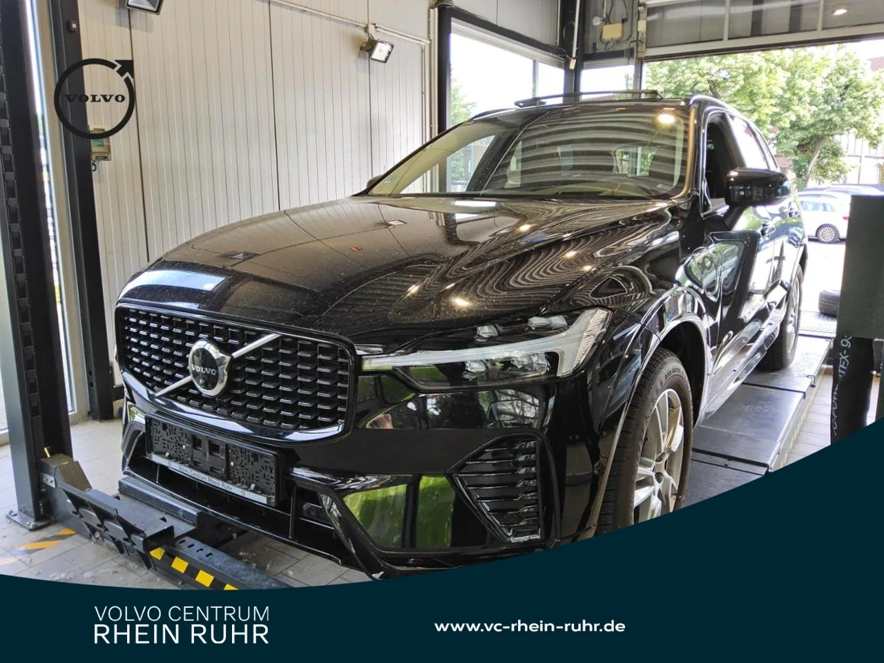 VOLVO XC 60 T8 AWD Ultimate Dark Plug-In+AHK+MEMORY+ - 458 PS