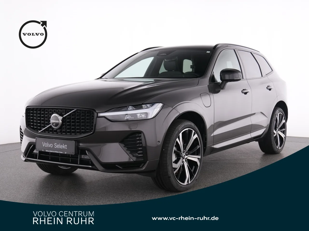 VOLVO XC60 T8 Recharge Plus Dark+360°+HA&KA+21+LEDER - 456 PS