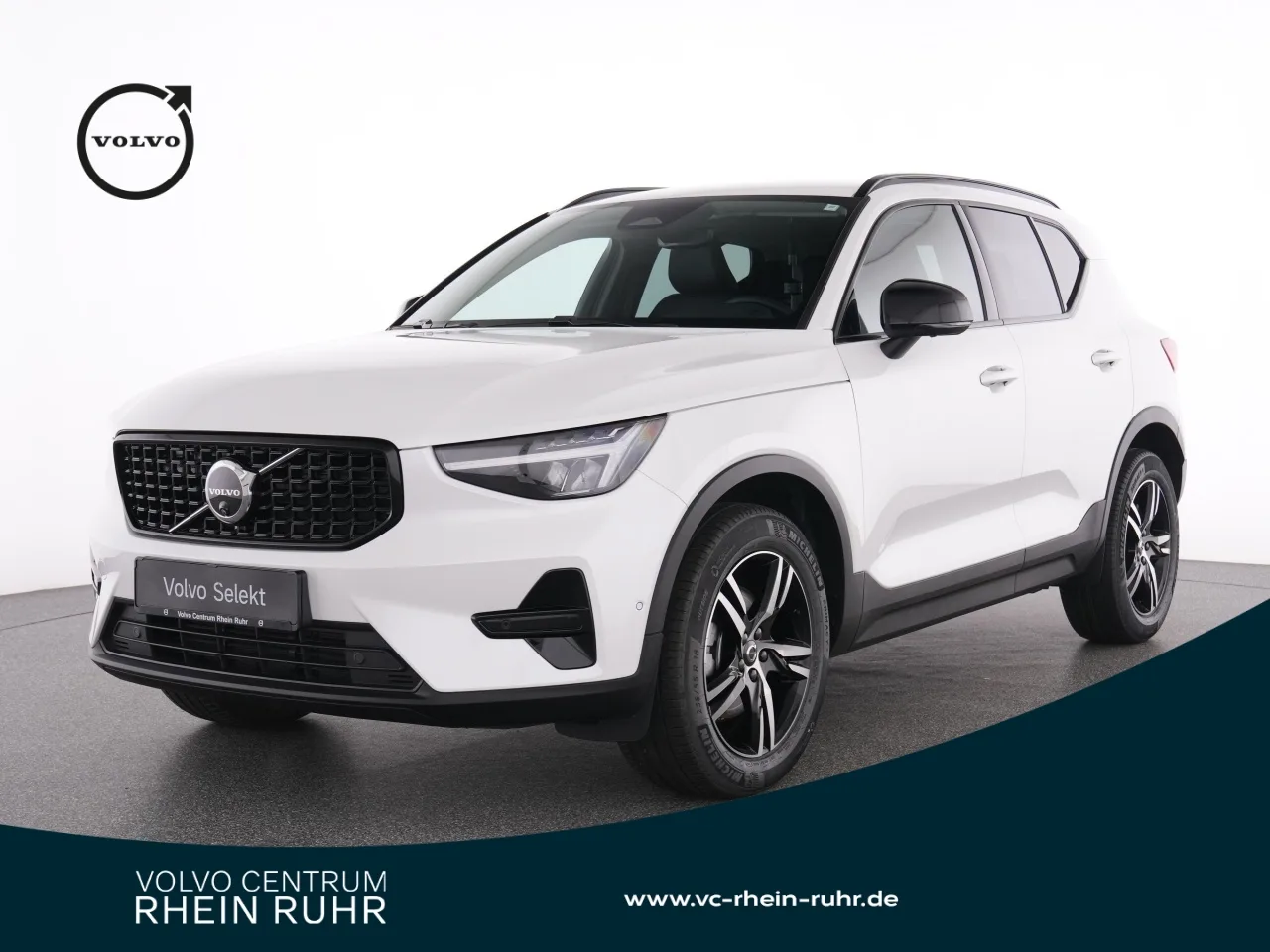 VOLVO XC40 B3 Plus Dark+360°KAM+STANDHZG+ACC+BLIS+DAB - 163 PS