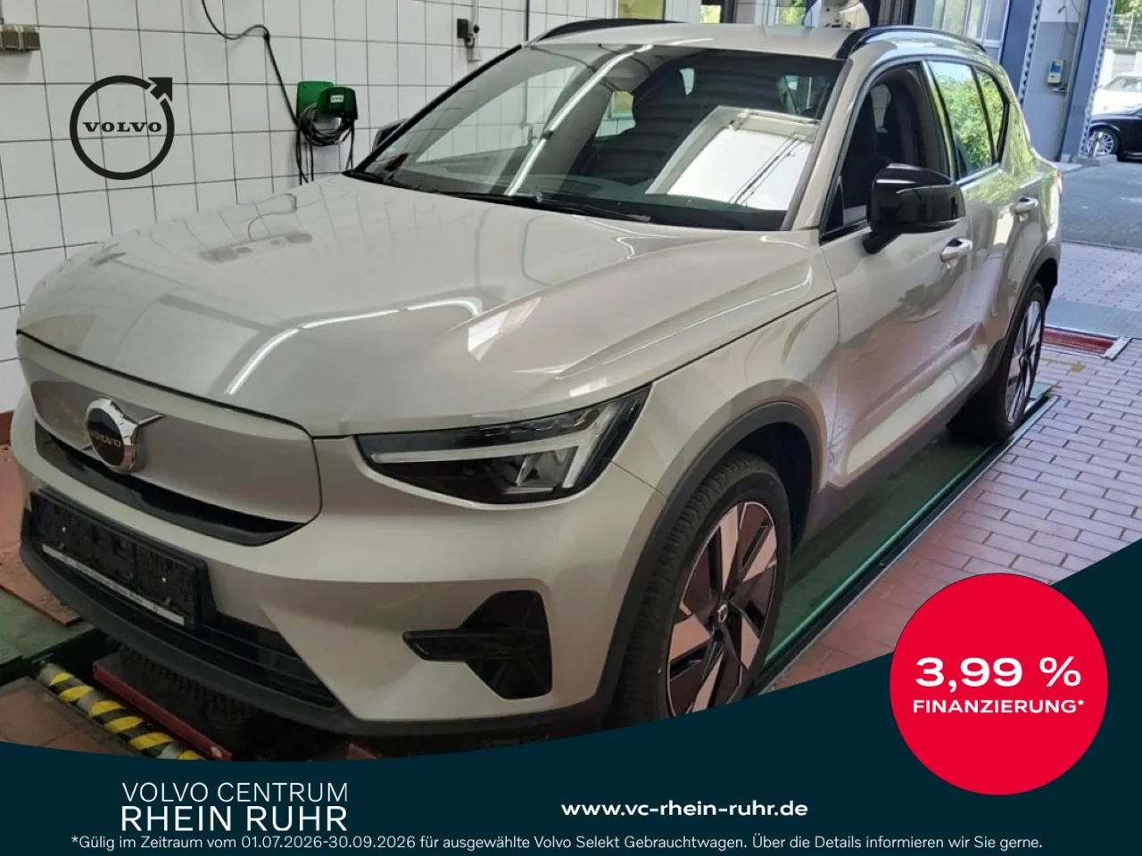VOLVO XC40 PURE ELECTRIC RWD CORE MET+KAMERA+LED+NAVI+ - 238 PS