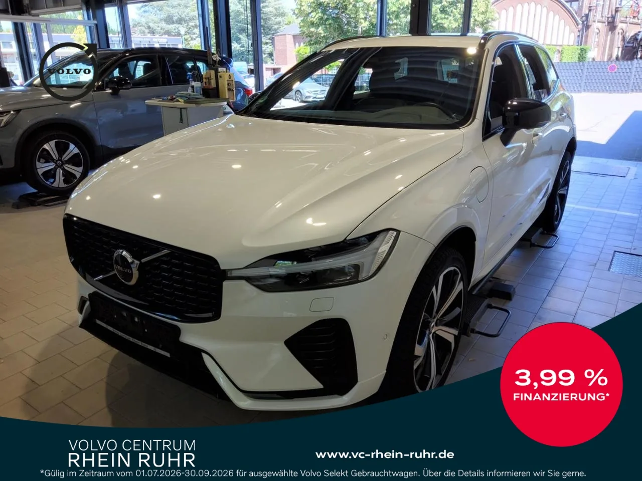 VOLVO XC60 T6 PLUG-IN AWD PLUS DARK LICHTPAK+360°+PANO - 454 PS