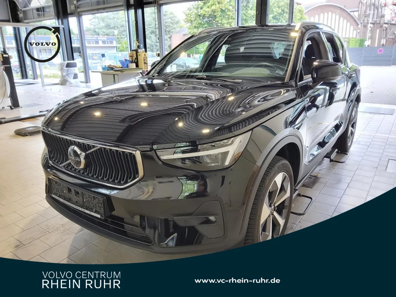 VOLVO XC40 B3  CORE FAP+LICHTPAK+NAVI+MET+WINTERPAK+LM - 163 PS