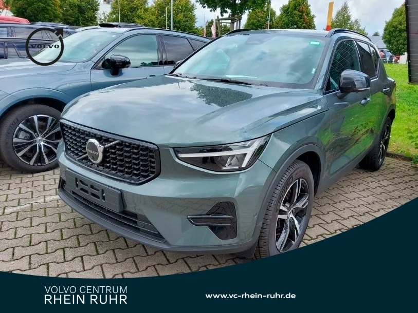 VOLVO XC40 B4  Plus Dark+WINTERPAK+ACC+360°KAM+BLIS+ - 197 PS