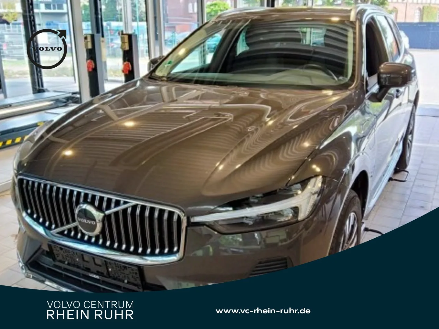 VOLVO XC60 T6 Recharge Core+KAM+PANO+WINTERPAK+ACC+ - 350 PS