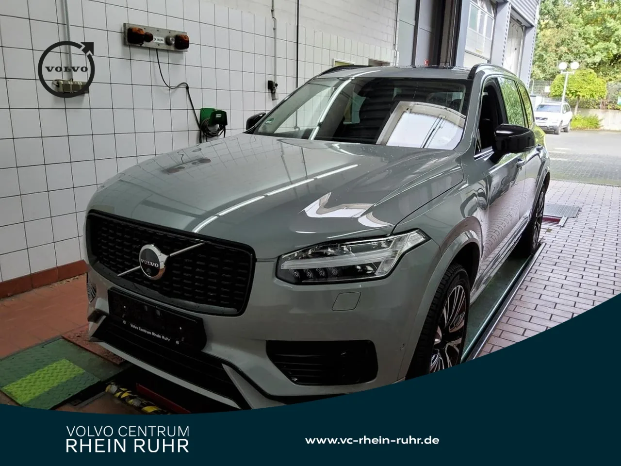 VOLVO XC90 T8 PLUG-IN AWD ULTRA DARK WINTEPAK+PANO+LM+ - 454 PS