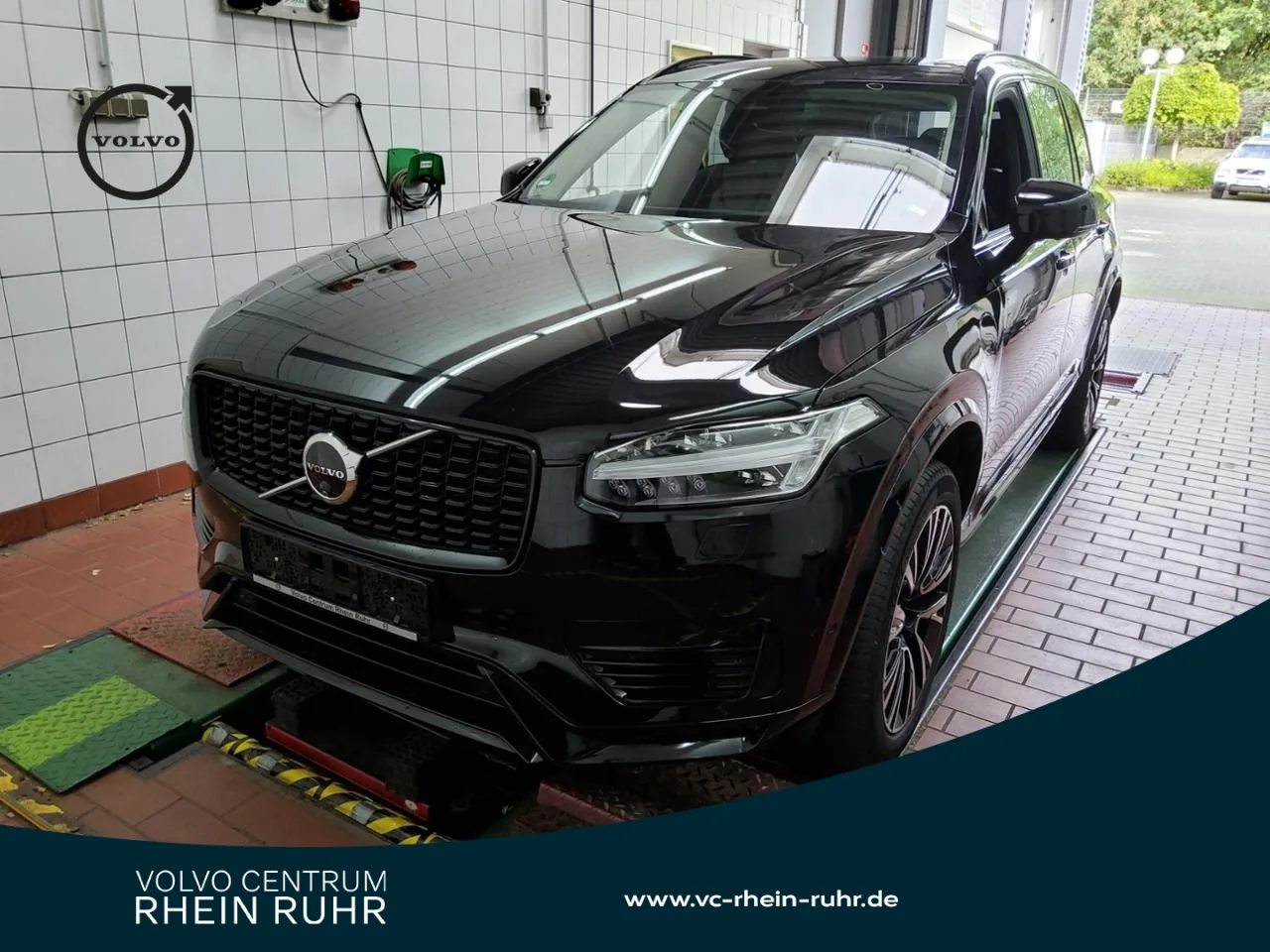 VOLVO XC90 T8 Recharge Ultra Dark+AHK+FOURC+PANO+ - 454 PS